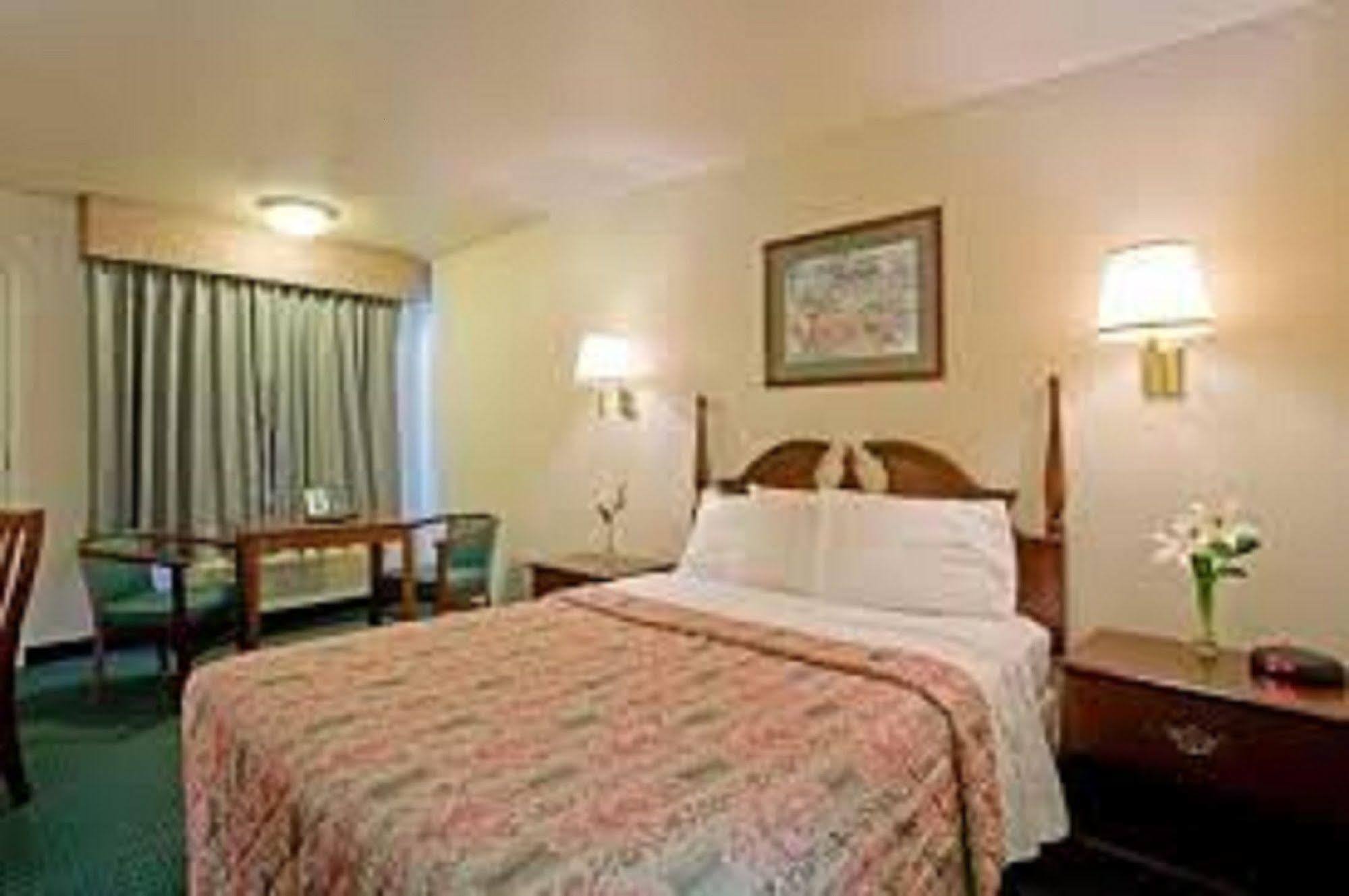 Best Inn Wellsville Экстерьер фото